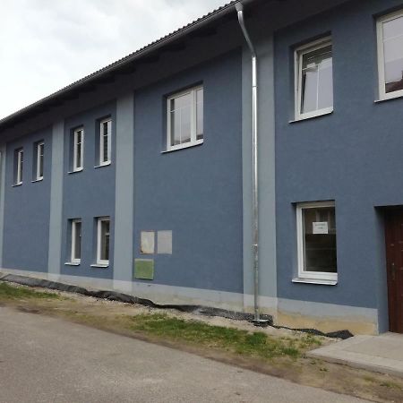 Apartman Prefa Benesov nad Ploucnici Extérieur photo