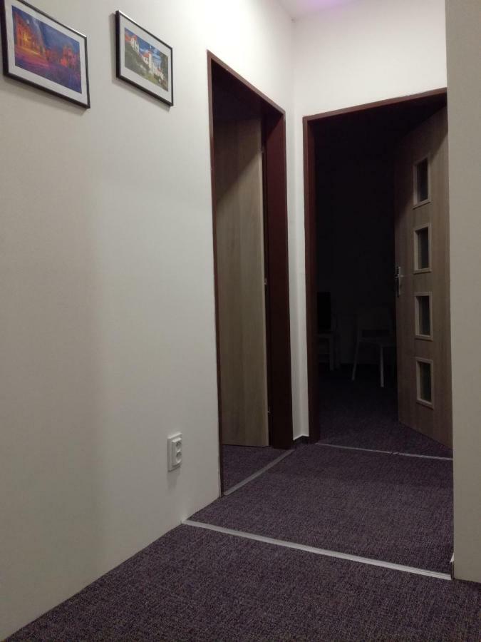 Apartman Prefa Benesov nad Ploucnici Extérieur photo